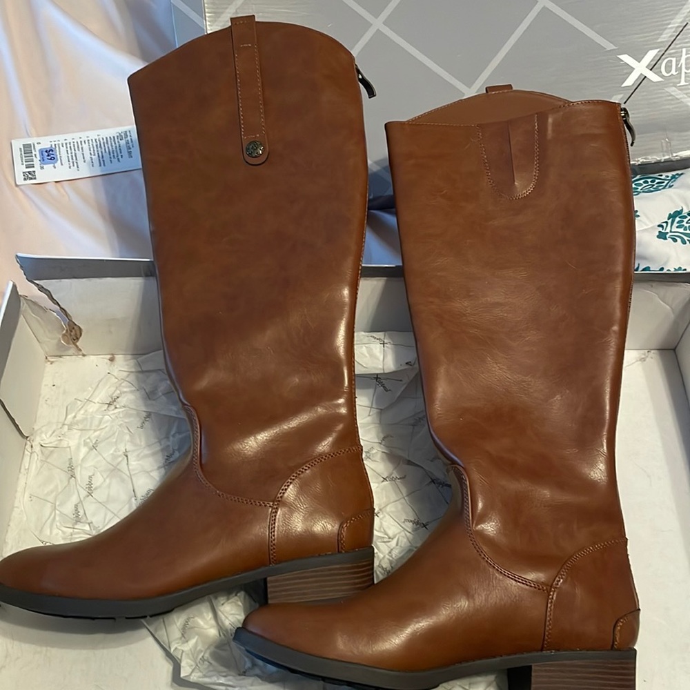 talk brown boots